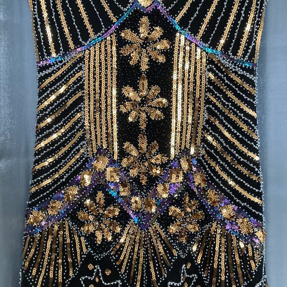 flapper like gold and black  sequins dress - Picture 3 of 8